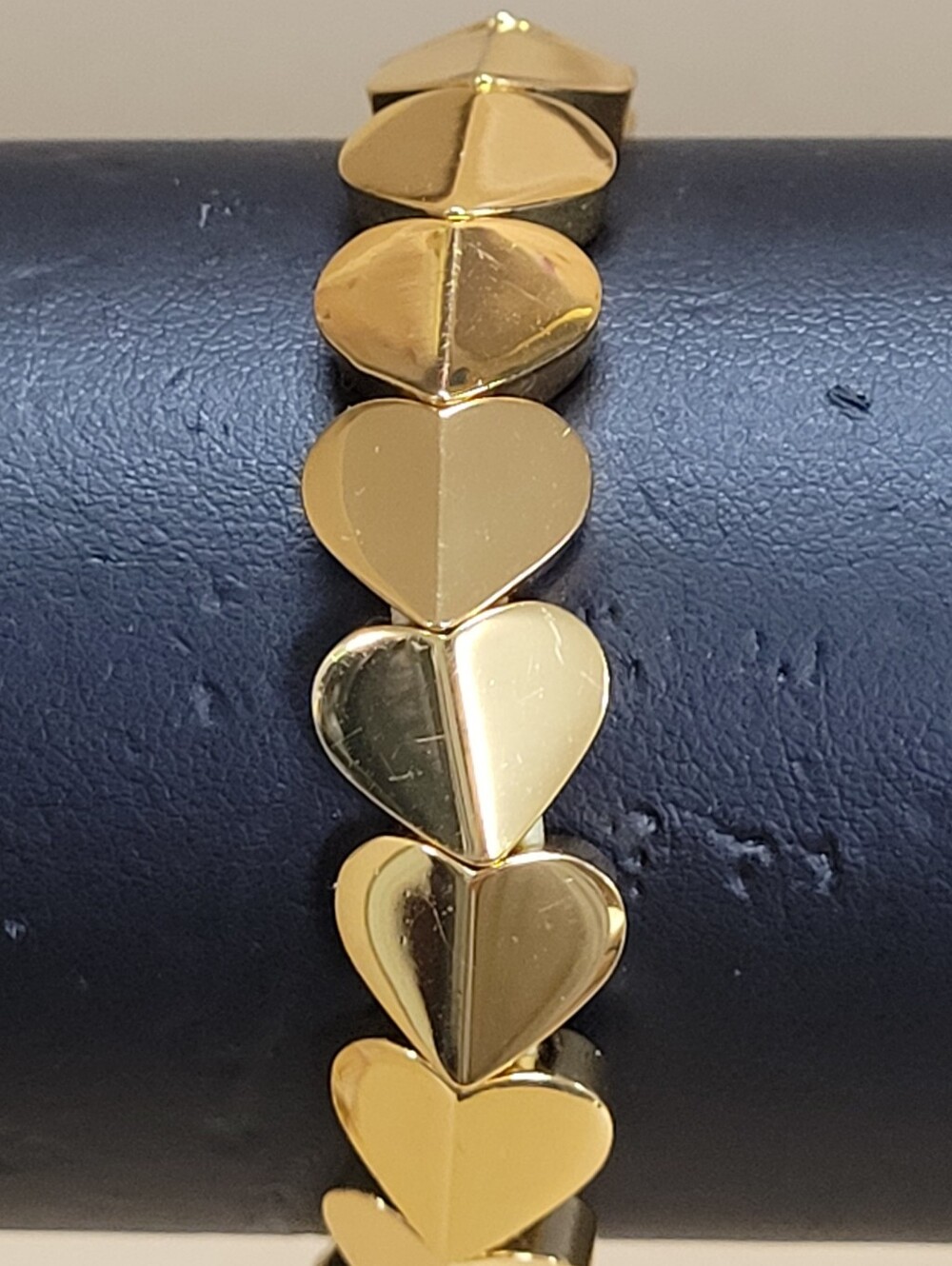 Kate Spade New York Heritage Heart Stretch Bracelet Gold-tone Plated Like New
